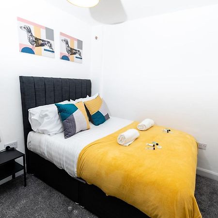 Greenbourne - 4 Bedrooms Sleeps 8 Free Parking Gateshead Εξωτερικό φωτογραφία