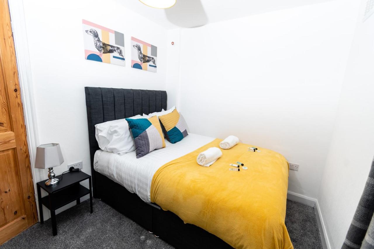 Greenbourne - 4 Bedrooms Sleeps 8 Free Parking Gateshead Εξωτερικό φωτογραφία